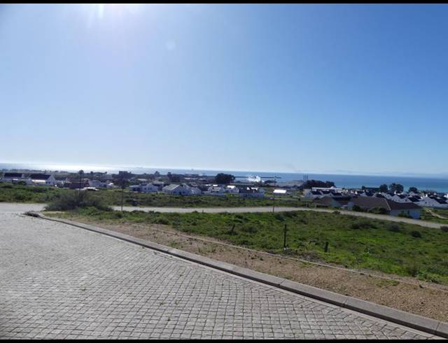 LAND FOR SALE IN HARBOUR LIGHTS